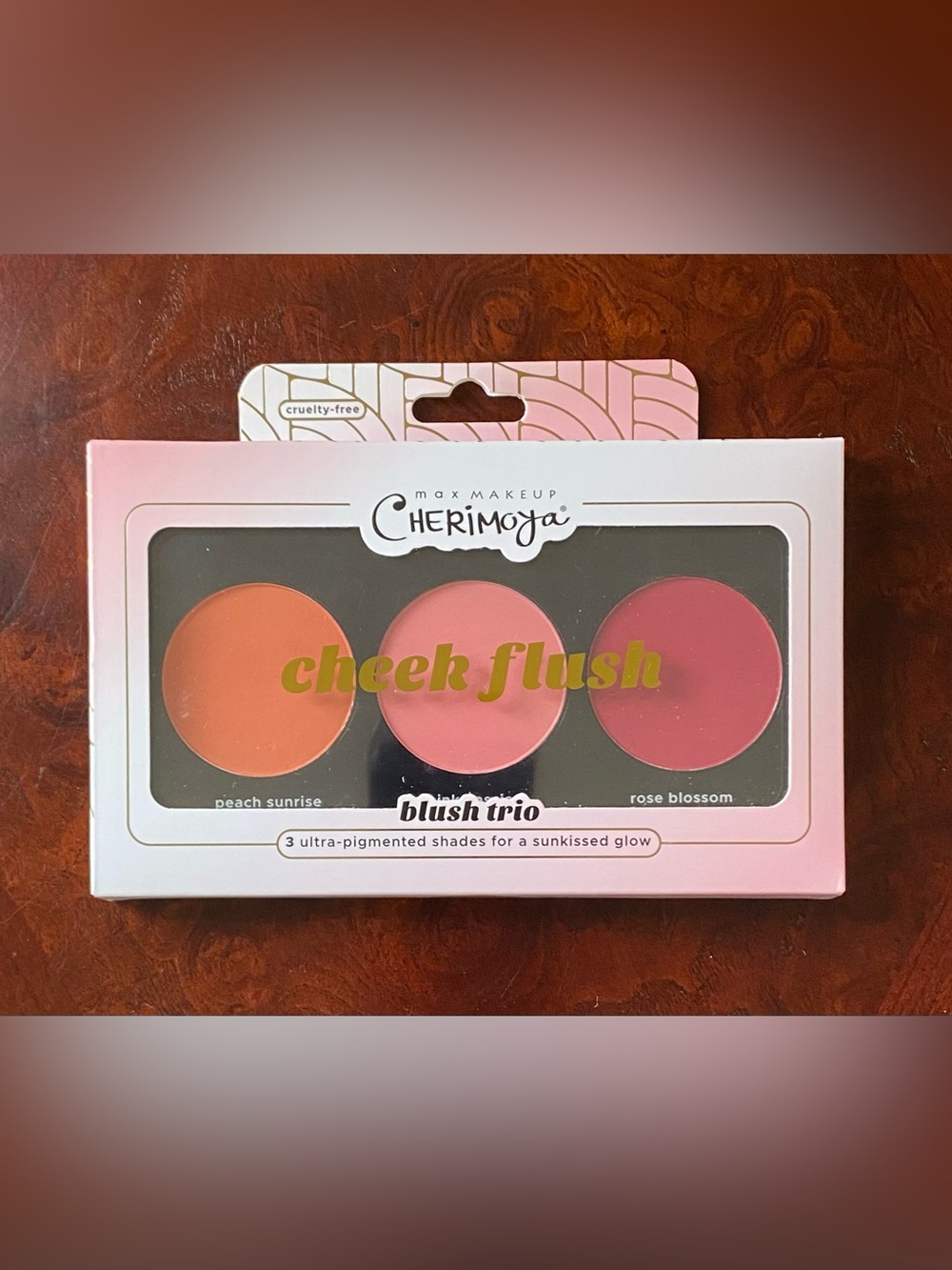 Max Makeup - Cherimoya Cheek Flush Blush Trio